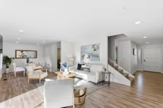 Photo #5: ML82031967 Listing 