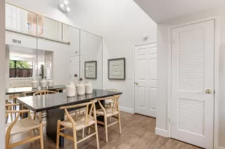 Photo #5: ML82032014 Listing 