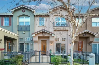 Photo #1: ML82032034 Listing