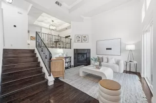 Photo #2: ML82032034 Listing