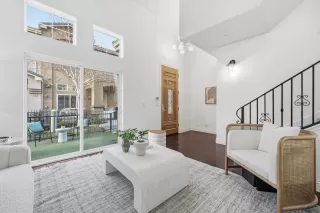 Photo #4: ML82032034 Listing