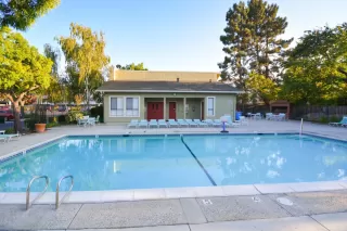 Photo #3: ML82032048 Listing 