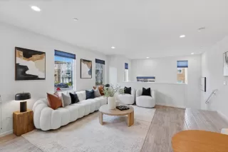 Photo #4: ML82032073 Listing