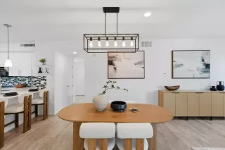 Photo #5: ML82032073 Listing