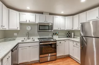 Photo #2: ML82032097 Listing