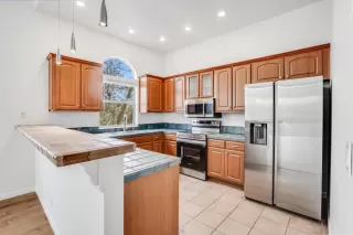 Photo #6: ML82032106 Listing 