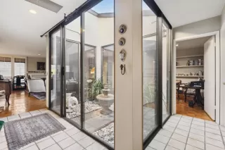 Photo #4: ML82032158 Listing 