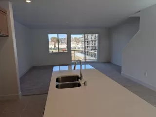 Photo #6: ML82032172 Listing 