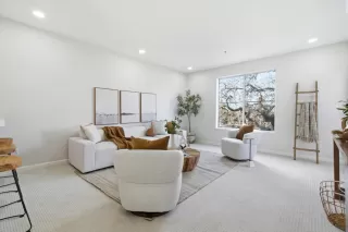 Photo #5: ML82032208 Listing 