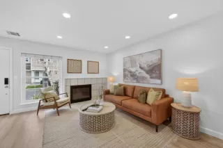 Photo #6: ML82032225 Listing