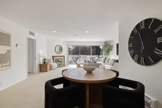 Photo #6: ML82032261 Listing 