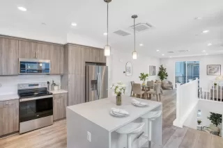 Photo #1: ML82032285 Listing 