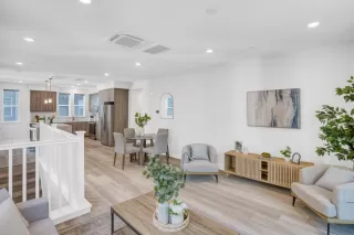 Photo #3: ML82032285 Listing 