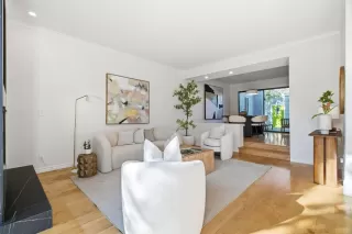 Photo #5: ML82032291 Listing 