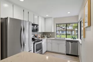 Photo #5: ML82032305 Listing 