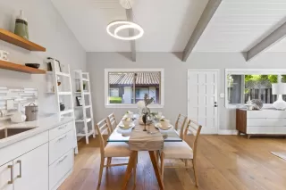 Photo #5: ML82032308 Listing 