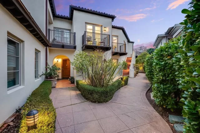 MLS: ML82032313 Condo For Sale