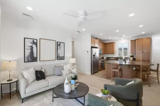 Photo #4: ML82032328 Listing 