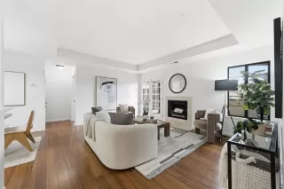 Photo #5: ML82032370 Listing 