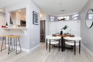 Photo #2: ML82032385 Listing 