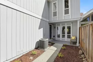 Photo #5: ML82032454 Listing 