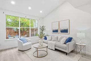 Photo #2: ML82032467 Listing 