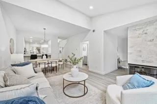 Photo #5: ML82032467 Listing 