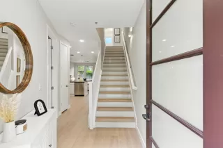 Photo #2: ML82032474 Listing