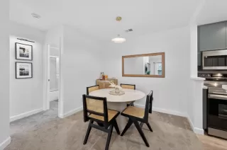 Photo #6: ML82032481 Listing 