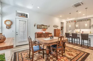 Photo #5: ML82032497 Listing 