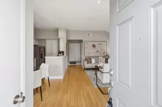 Photo #4: ML82032560 Listing 