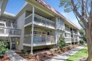 Photo #4: ML82032591 Listing 