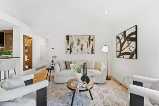 Photo #2: ML82032650 Listing 