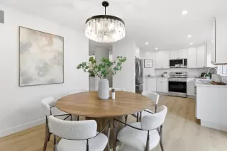 Photo #5: ML82032672 Listing