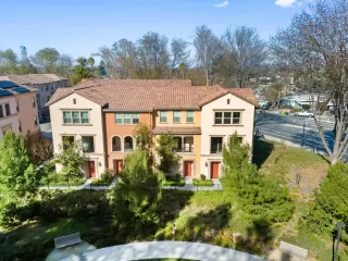 Photo #2: ML82032712 Listing 