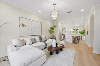 Photo #3: ML82032748 Listing 