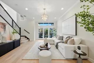 Photo #5: ML82032748 Listing 