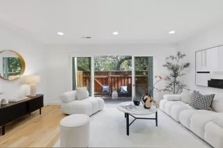 Photo #4: ML82032750 Listing