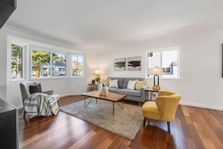 Photo #4: ML82032791 Listing