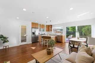 Photo #1: ML82032809 Listing 