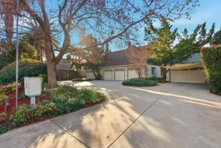 Photo #2: ML82032809 Listing 