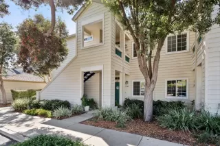 Browse active condo listings in HASTINGS OF REDWOOD SHORES