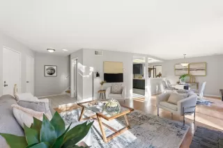 Photo #4: ML82032820 Listing 