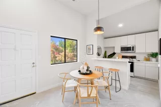 Photo #3: ML82032832 Listing