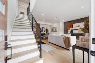 Photo #5: ML82032887 Listing