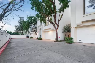 Photo #2: ML82032899 Listing