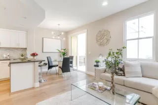 Photo #5: ML82032917 Listing 