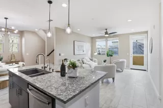 Photo #4: ML82032930 Listing 