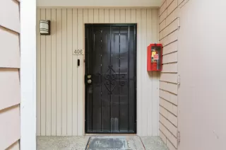 Photo #5: ML82032951 Listing