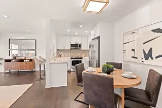 Photo #4: ML82033030 Listing